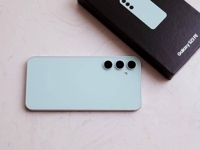 三星Galaxy S23标准版全方位缩水:祖传25W“快充”感人
