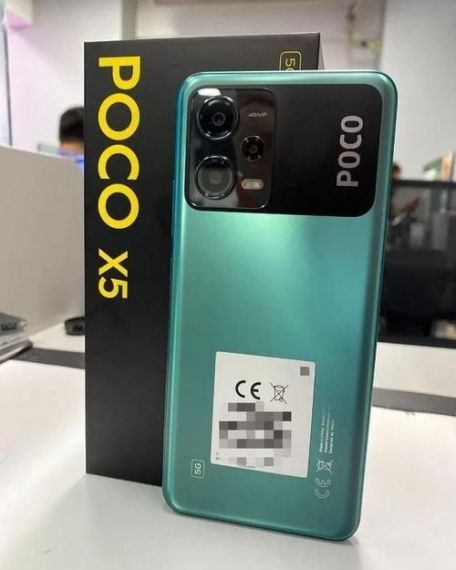 小米 POCO X5 / X5 Pro 真机照片曝光,将于 2 月 6 日在印度发布