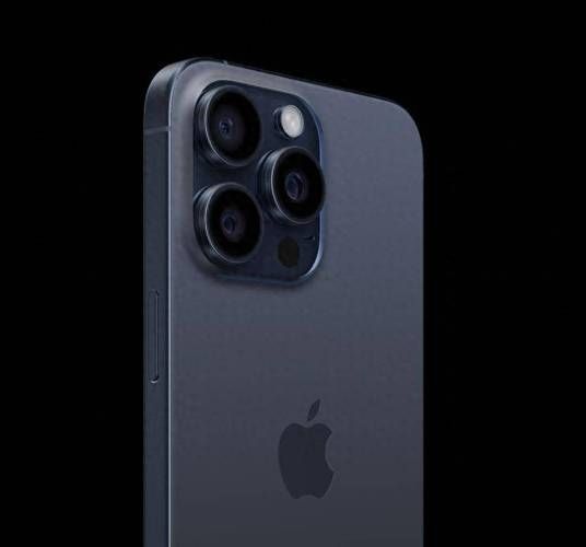 外观最完美的iPhone!曝iPhone 16 Pro要用屏下Face ID:正面只有摄像头可见