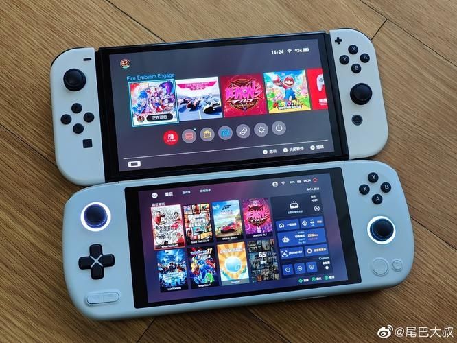 AYANEO 新款 AIR Plus 掌机对照 Switch OLED,大小基本相同