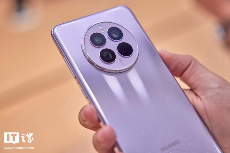4699元起!捅破天旗舰华为Mate50官降300元:送充电套装