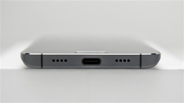 Lightning再见!第二大手机国印度强推USBC接口:iPhone必须换