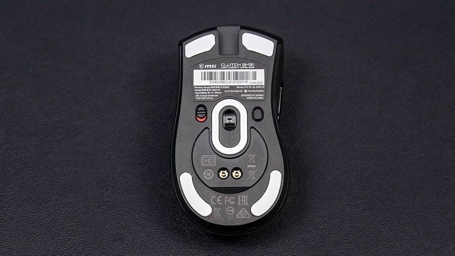 微星推出新款 GM31 无线鼠标:PAW3311 传感器 / 轻至 73g,399 元