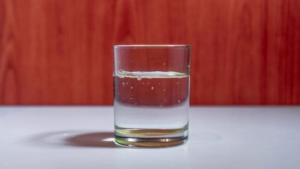 装满水