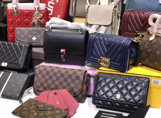 eBay上线奢侈品寄售服务