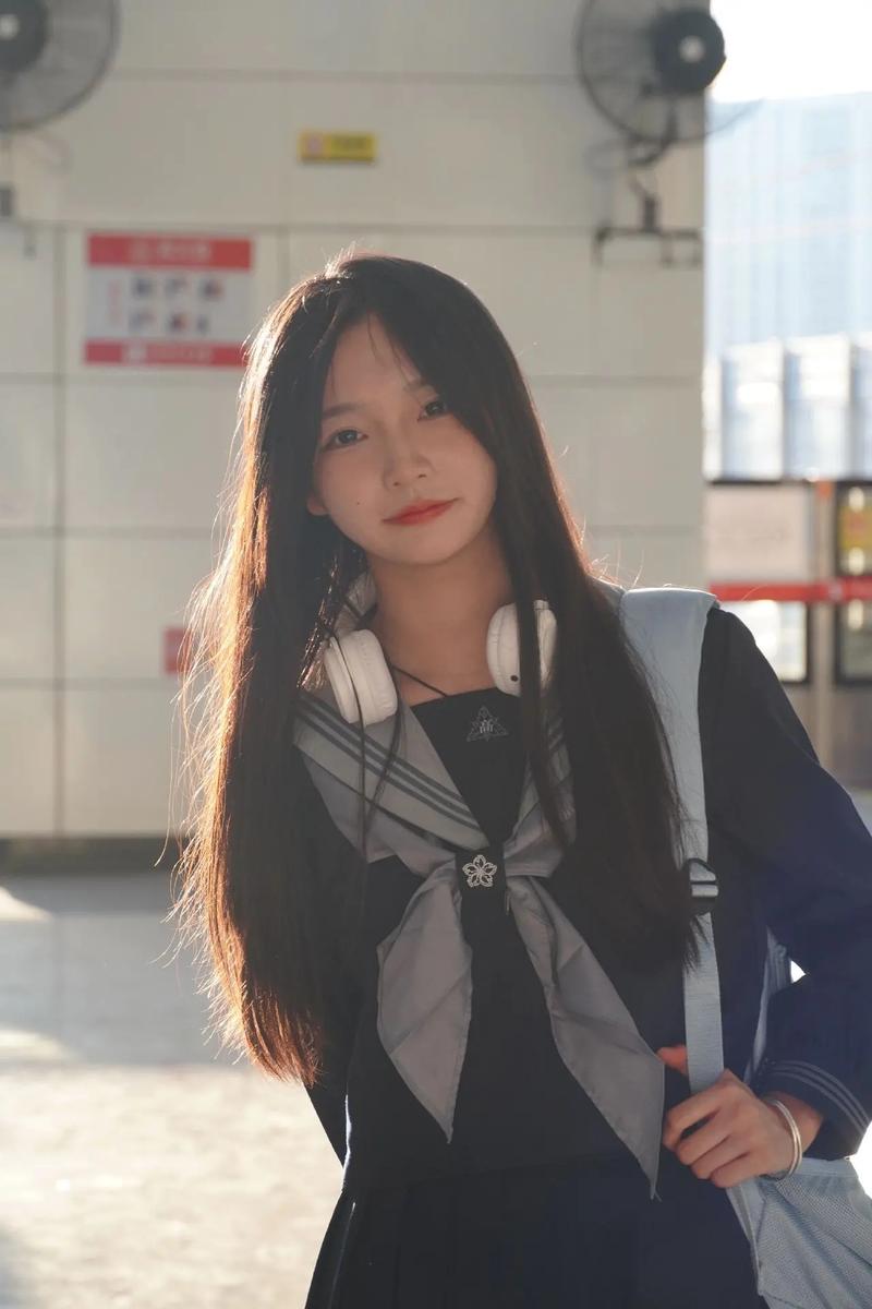 高中女生装扮
