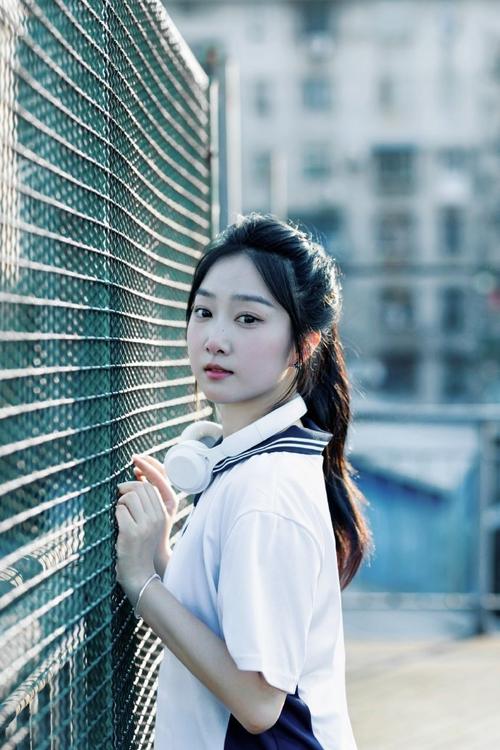 高中女生装扮