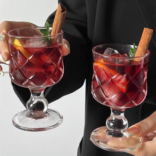 傲娇红酒杯