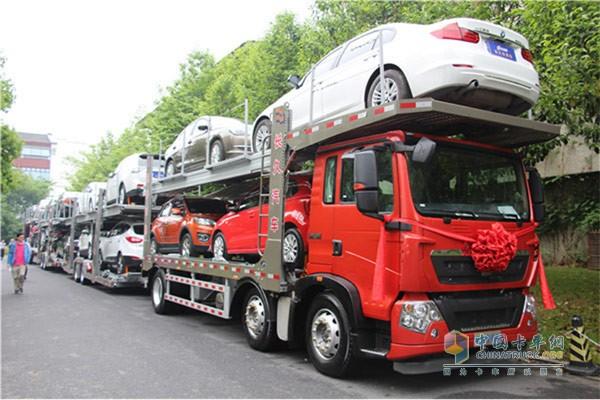 汽车运输卡车