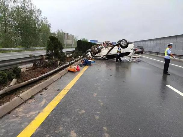 公路横冲直撞 公路横冲直撞