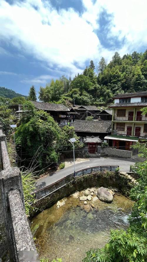 山间古宅