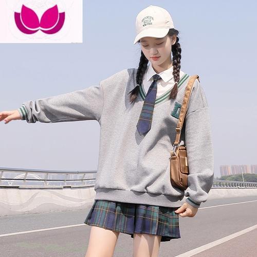 校园少女的时装