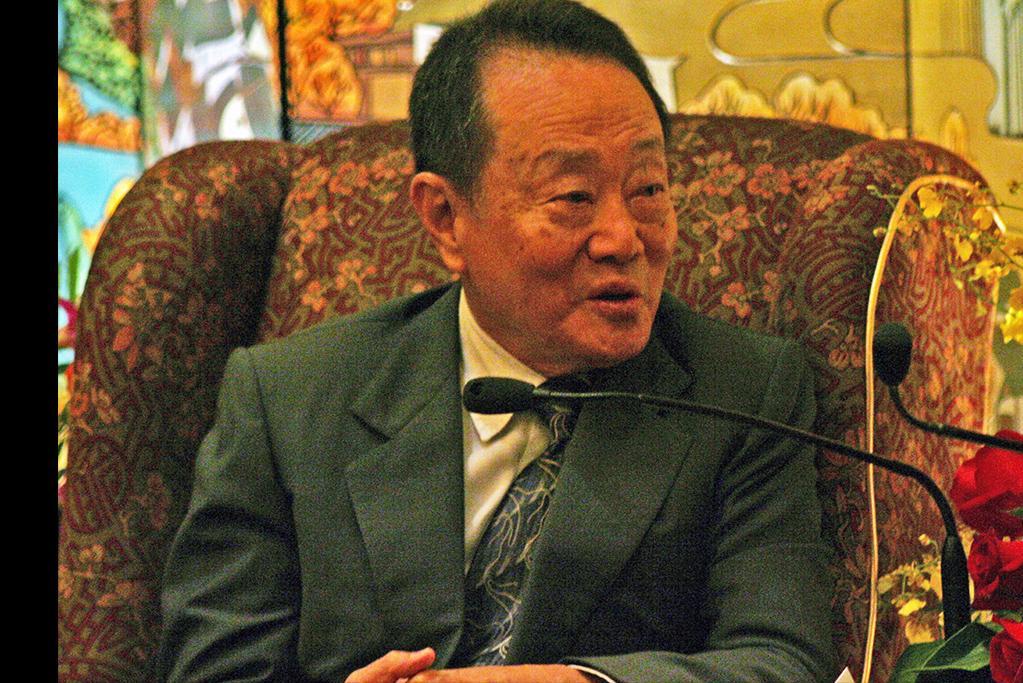从地产大亨到世界首富