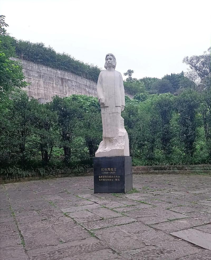 古墓英雄