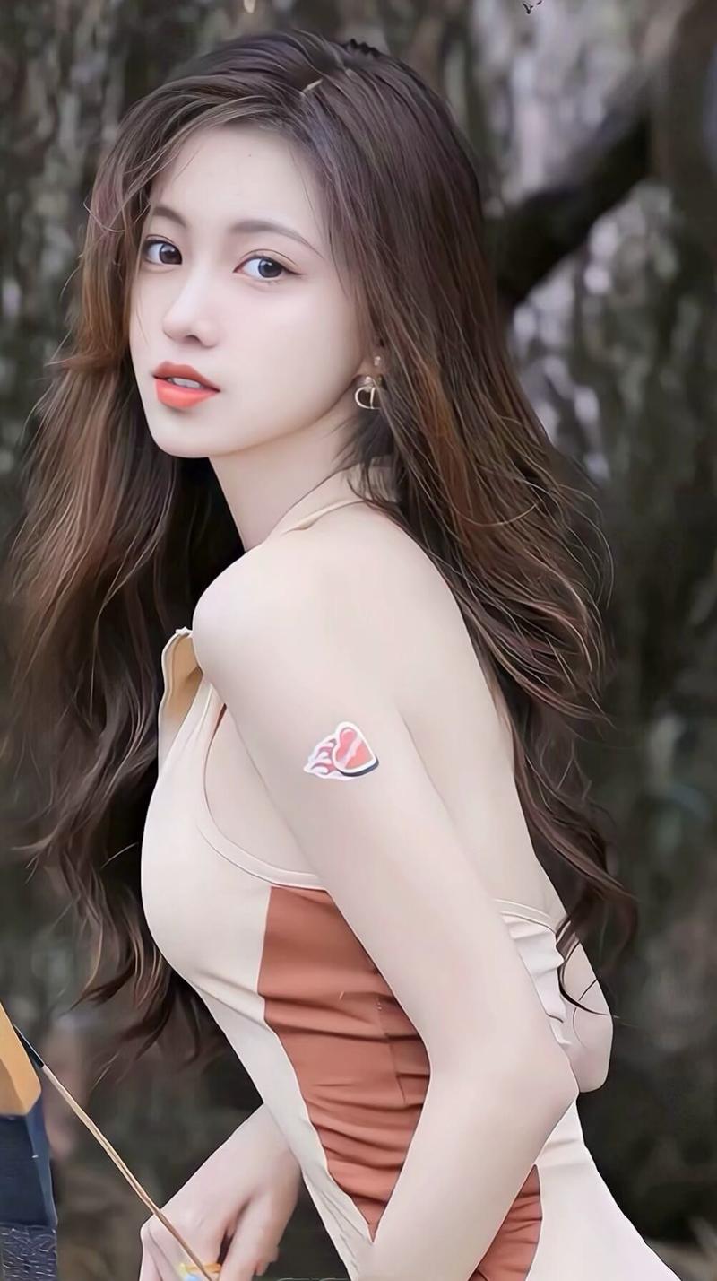 最强小姐姐 最强小姐姐