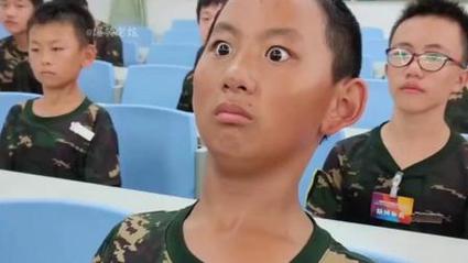 军训拍什么抖音搞笑