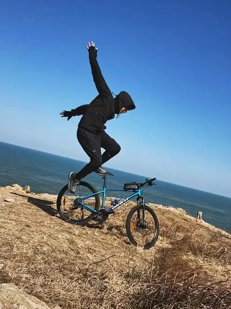 骑车看什么抖音好