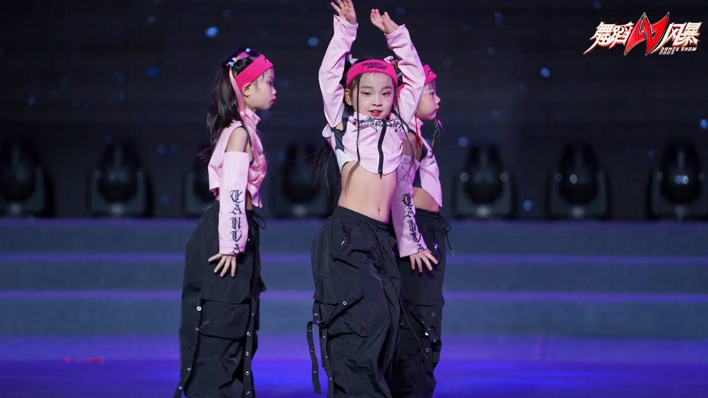 抖音最酷女儿叫什么