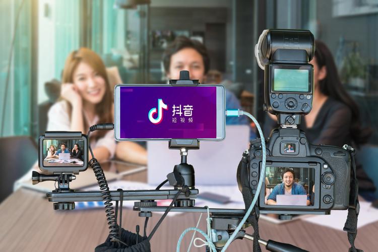 开抖音直播是什么