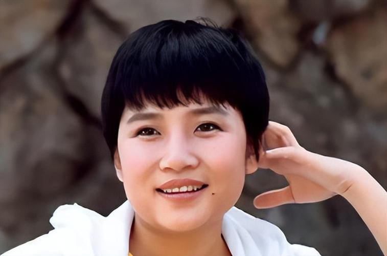 李娜抖音演员叫什么