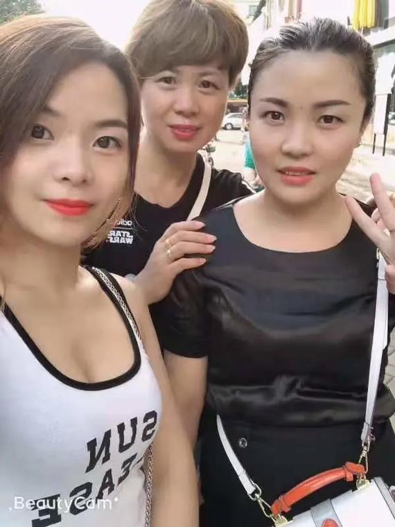 姨侄拍什么抖音