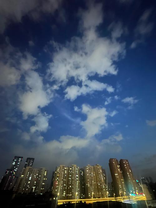 如何拍夜晚的天空苹果手机照片