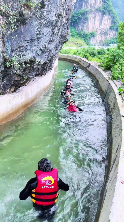 “窝囊漂流”一天卖出门票近40万元