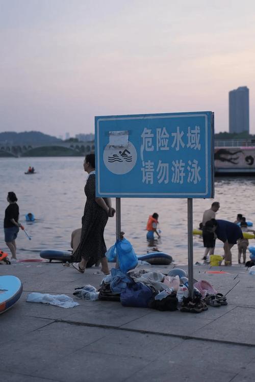 “长沙热带海滩”的另一面