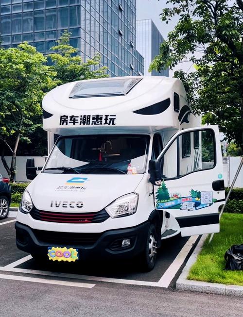 女子租房车出游车子连出故障