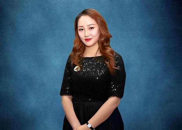 全网最高调的炫富叫“东北独生女”