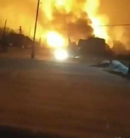 俄罗斯一天然气管道因爆炸停止运行