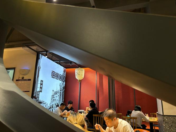 因点了粥和快餐不让坐店里?店方致歉
