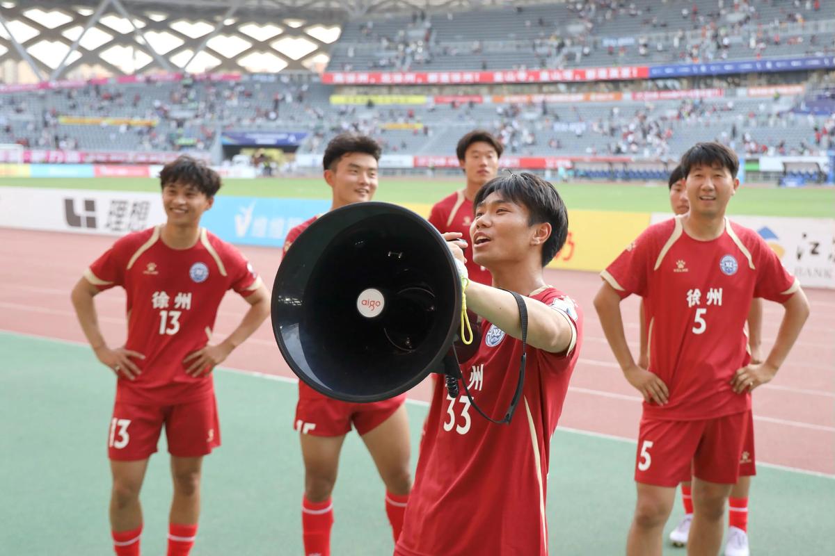 徐州队读秒绝杀 2-1险胜扬州队
