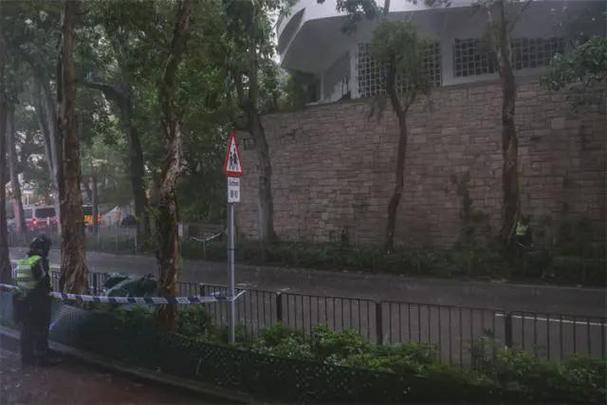 香港湾仔一街道发现无头尸体