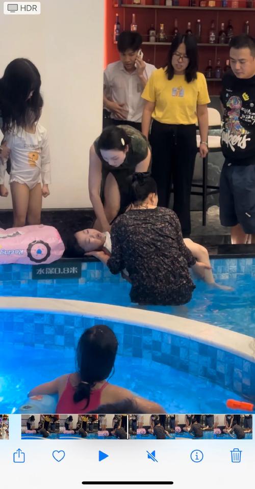6岁女孩学游泳溺水进ICU 游泳馆回应
