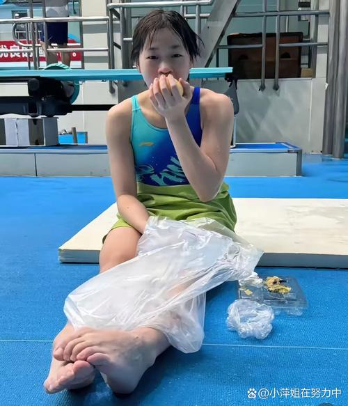 全红婵分享训练照:练瘦了