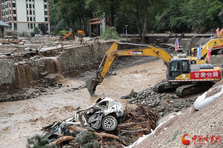 甘肃榆中受灾村庄道路全部实现抢通