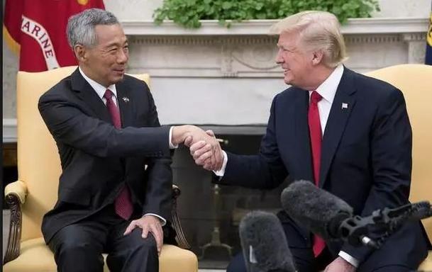 普京特朗普一对一会晤改三对三
