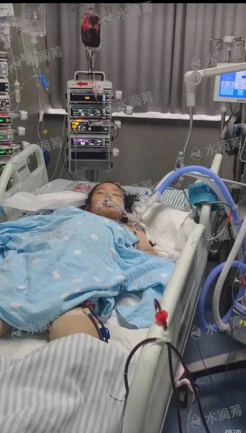 荣成车祸进ICU小孩不幸去世