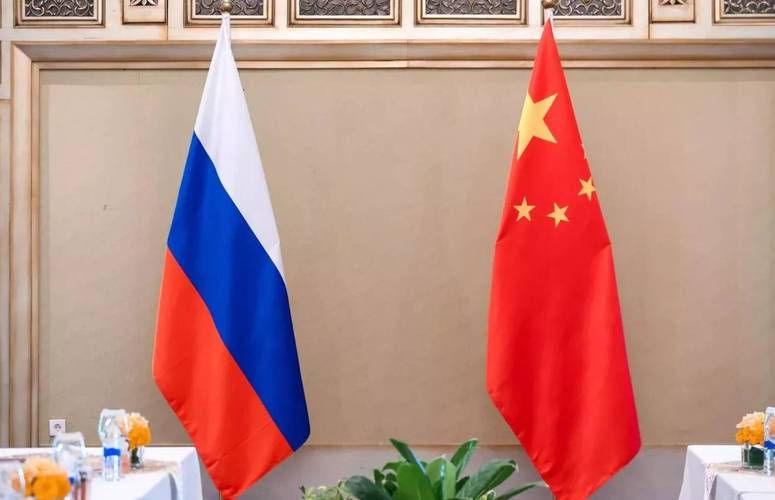 见完普京 特朗普谈起中国