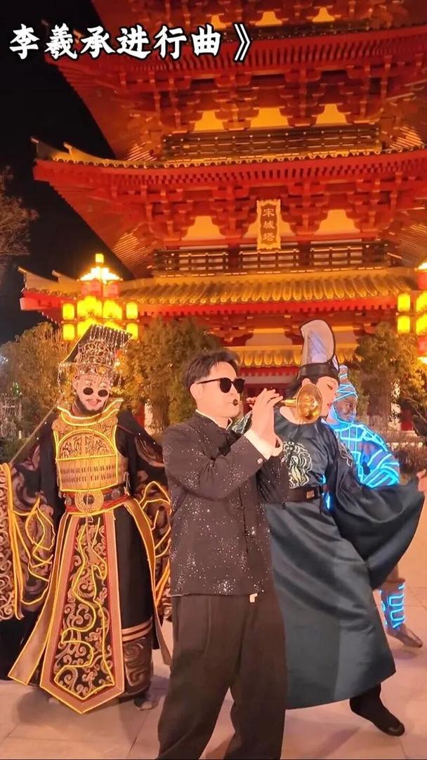 起猛了 看到“兵马俑”跳舞了