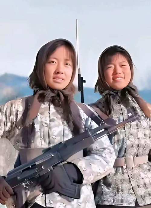 中国女民兵太飒了