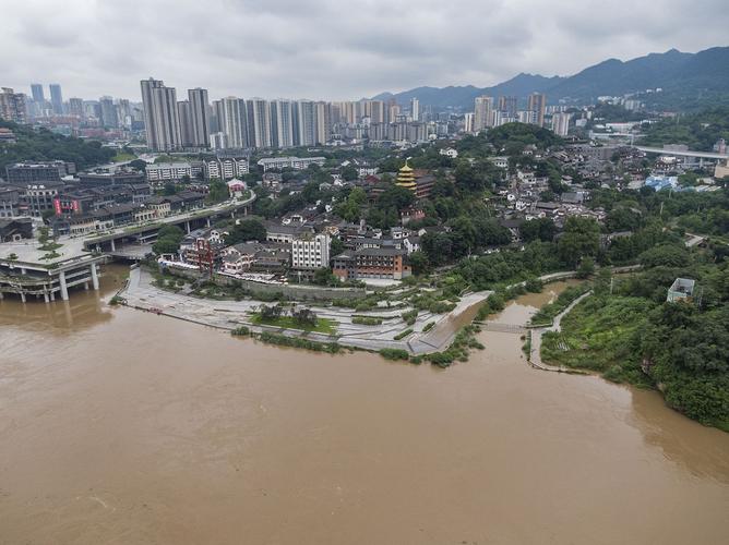 网传重庆遭遇百年难遇洪水?不实