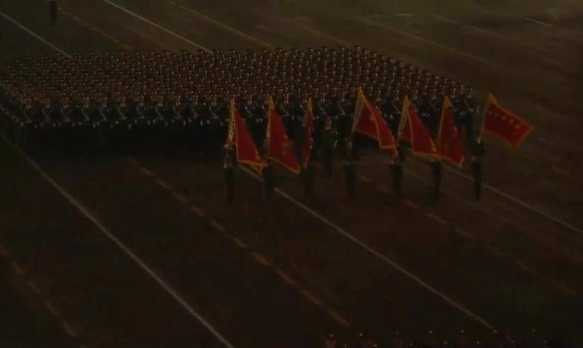 九三阅兵最后一次夜间演练画面