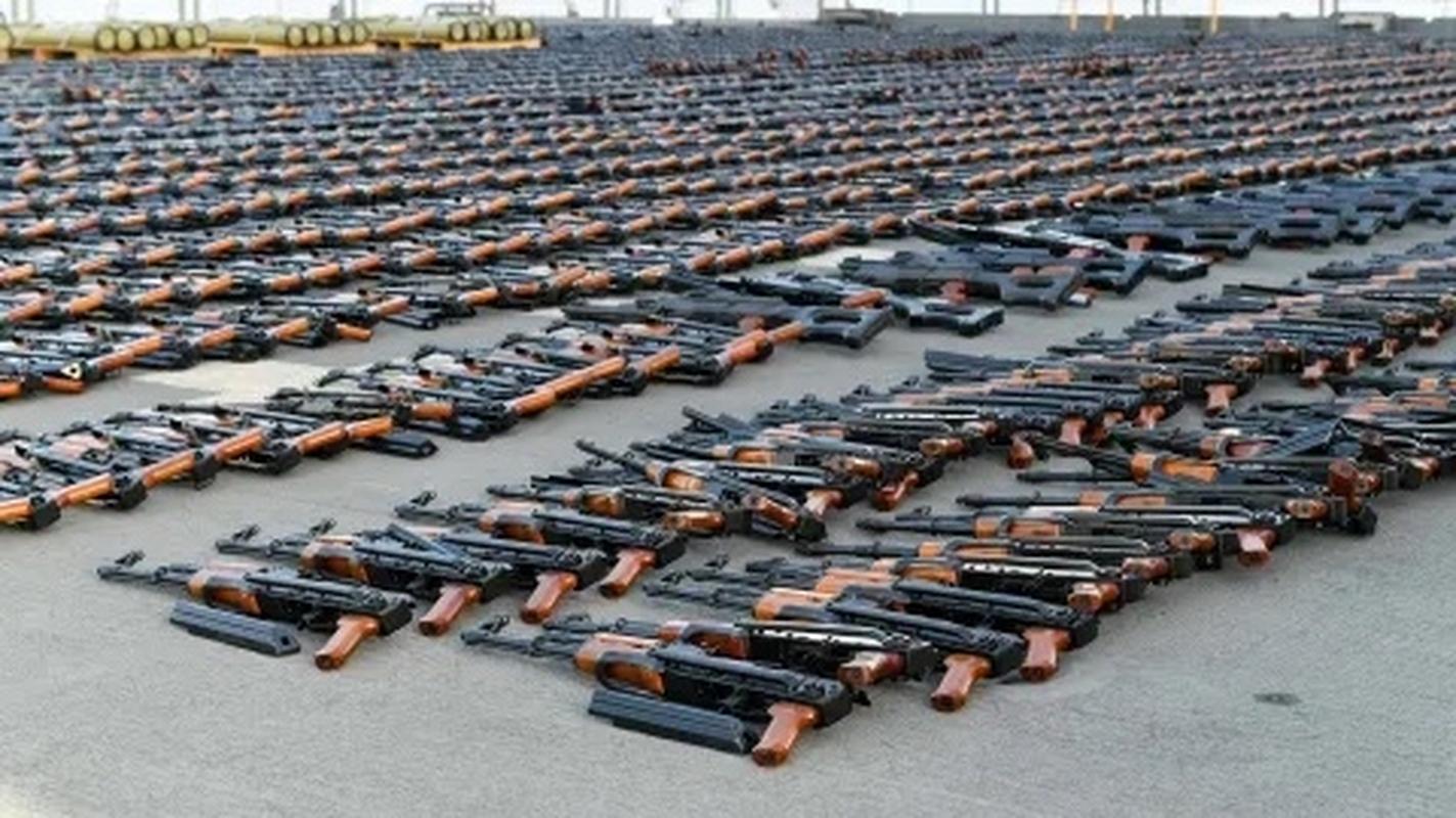 伊朗:打死6人 缴获大量美制武器
