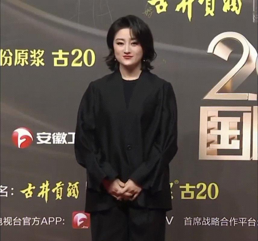 锦州机器人烧烤惊艳葛珊珊