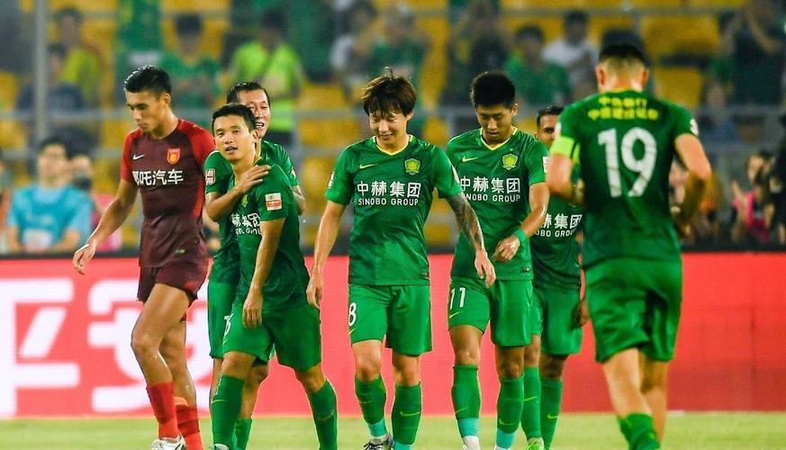 鲁能6比0大胜国安