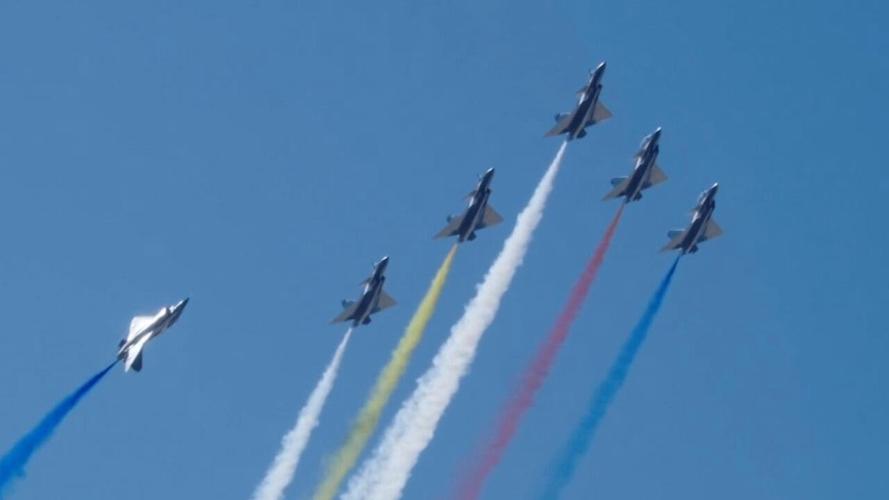 阅兵空中梯队怎么看