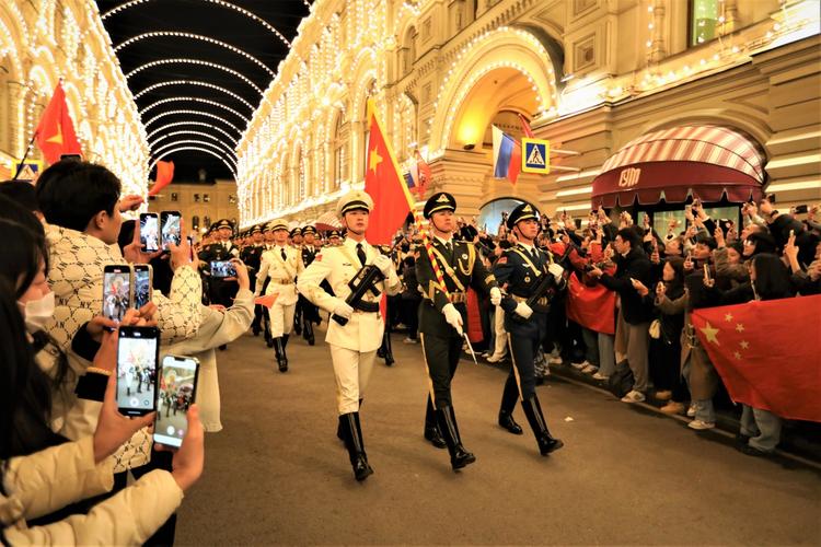 受阅部队已在长安街列阵