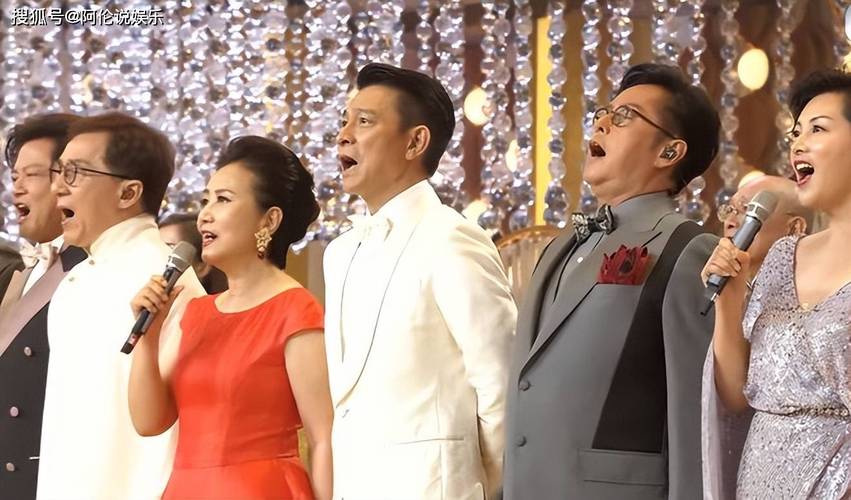 九三文艺晚会总导演原来是她俩